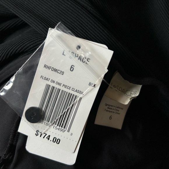 NWT Lspace Float On Classic Ribbed One Piece Swimsuit Black size 6 - Picture 5 of 8
